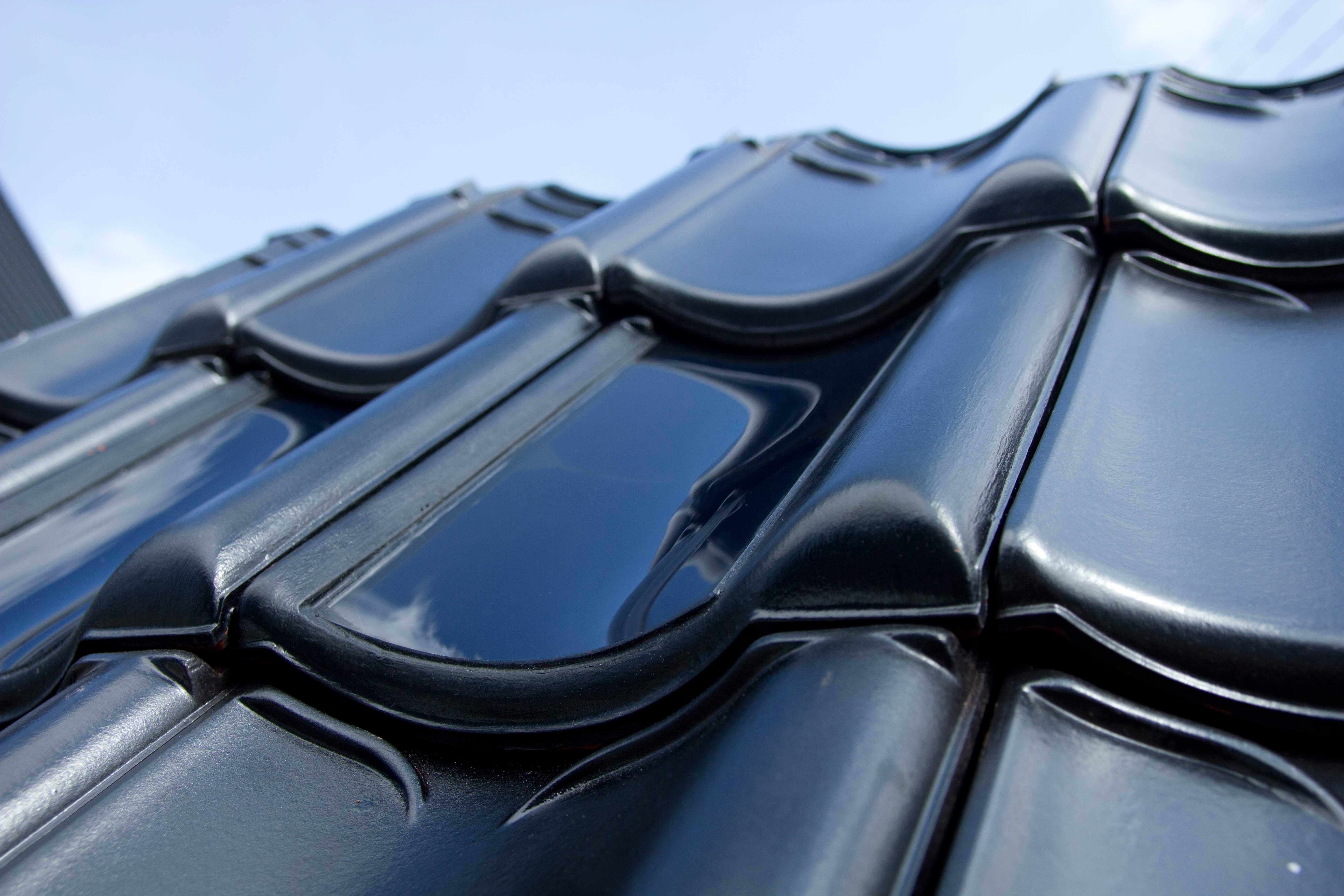 Solar deals roofing tiles