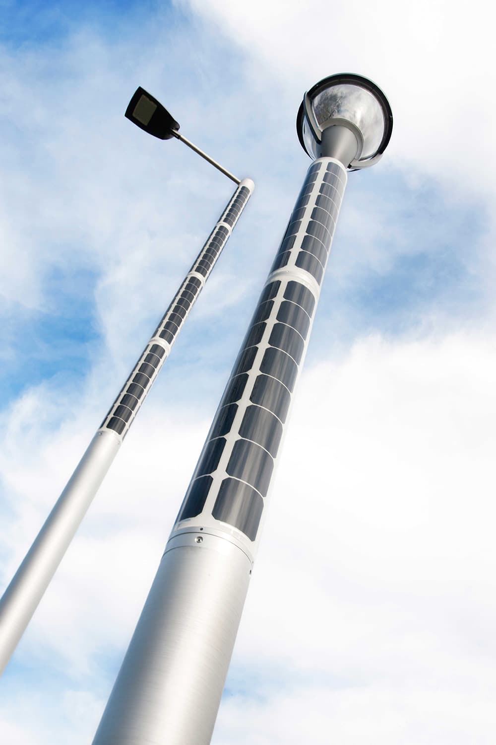 FlexSol Soluxio solar light pole, solar powered lighting column or solar street light, with flexible PV cells.